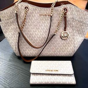 Michael Kors purse and wallet